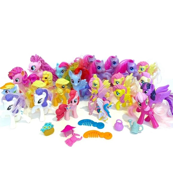 My Little Pony Other - Lot of 24 My Little Pony 2000s and 2010s Mini Figurine Dolls Pinkie Pie Rainbow